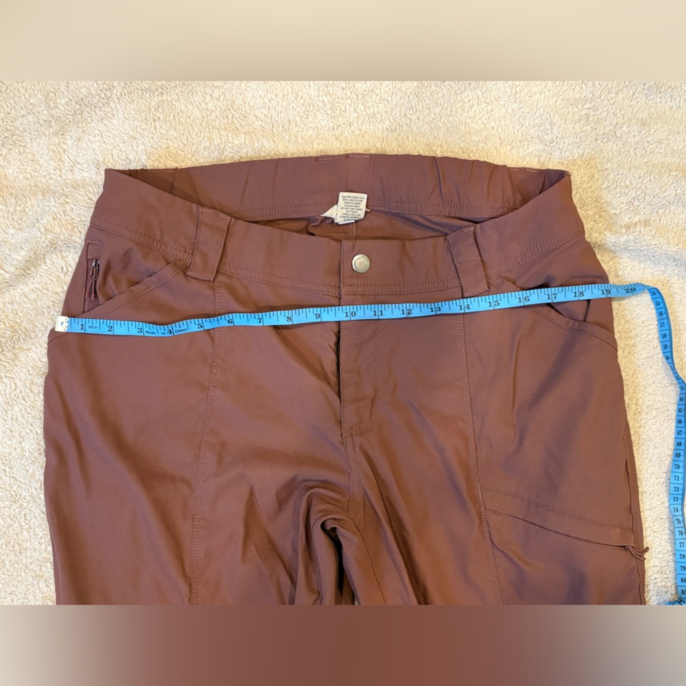 Duluth Trading Co Women's Dry on the Fly Slim Leg Pants - Picture 3 of 6